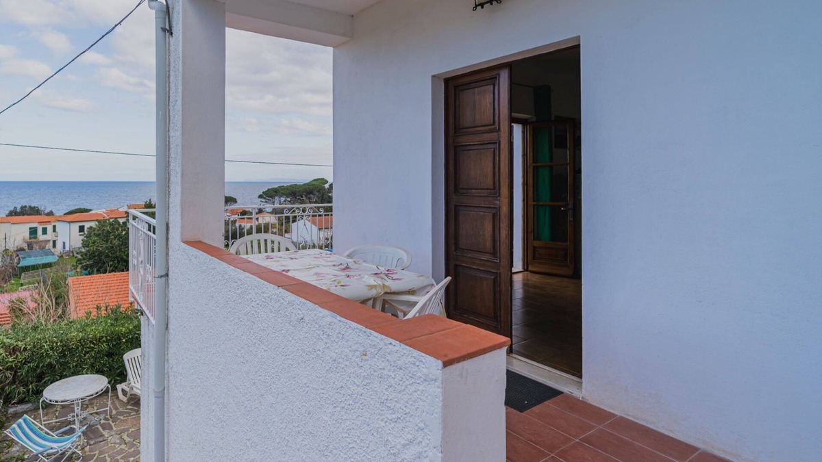 Sant' Andrea Apartment | APPARTAMENTI SANT'ANDREA - TRILOCALE ELVIRA