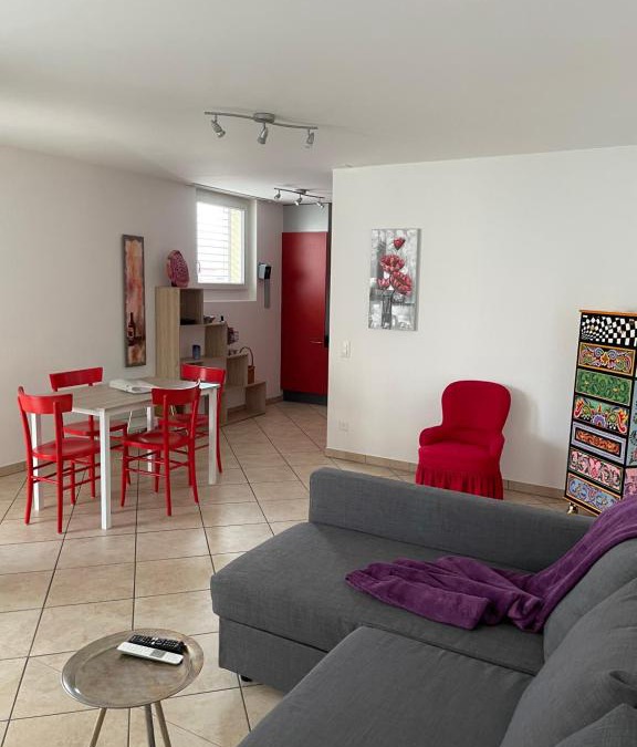 Locarno Apartment | Appartamento 2,5 con piscina nel CUORE di Locarno 463