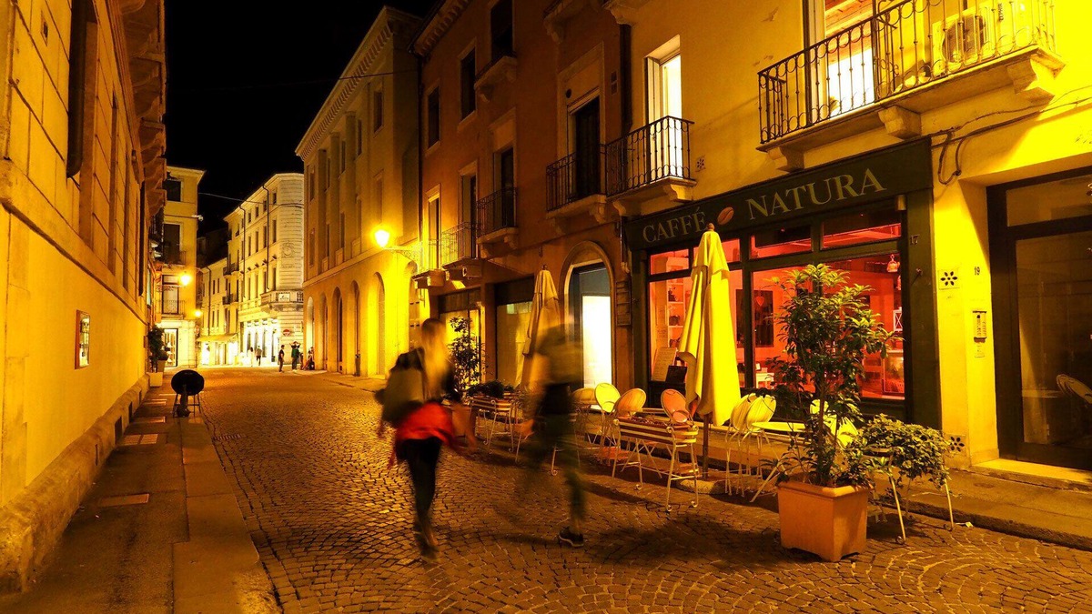 Vicenza Apartment | Appartamento al Duomo in the Historical center of the city