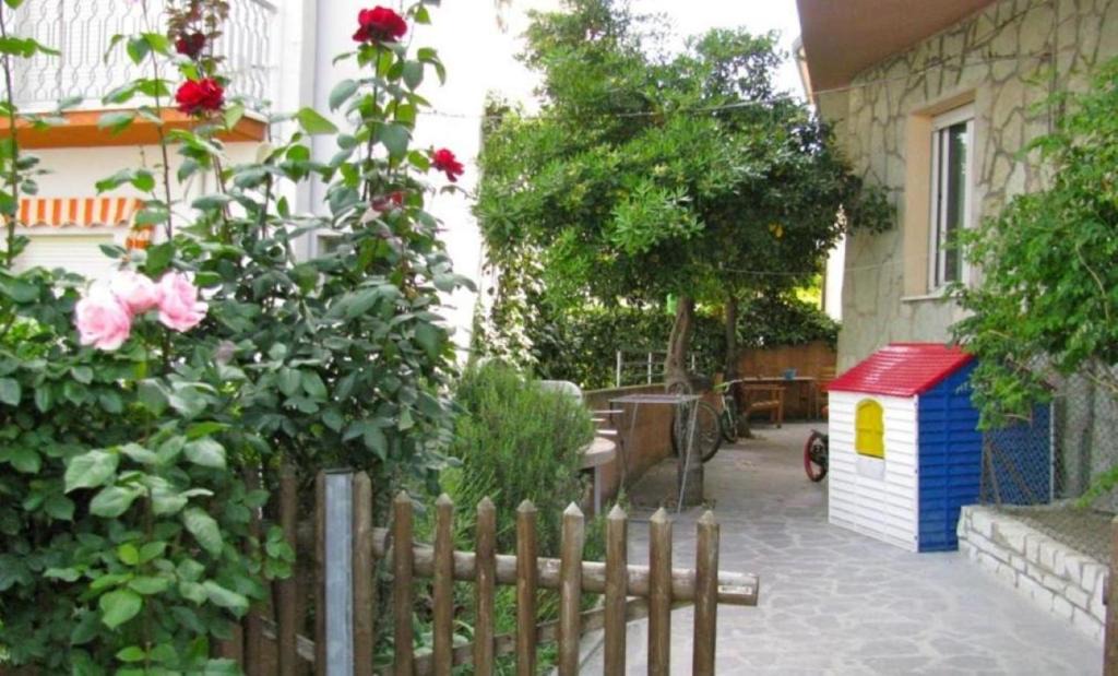 Gabicce Mare Apartment | Appartamento al piano terra a Gabbice mare per grande compania