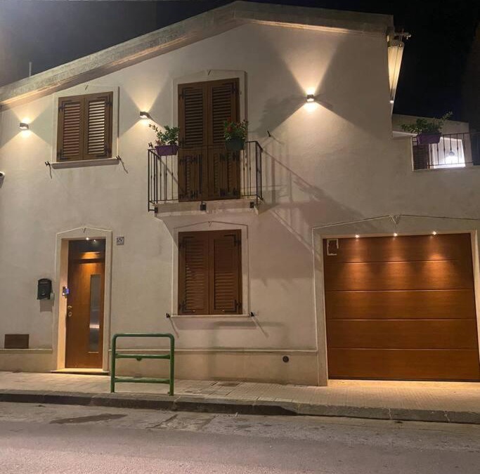 Mili San Pietro Apartment | Appartamento antica via del dromo