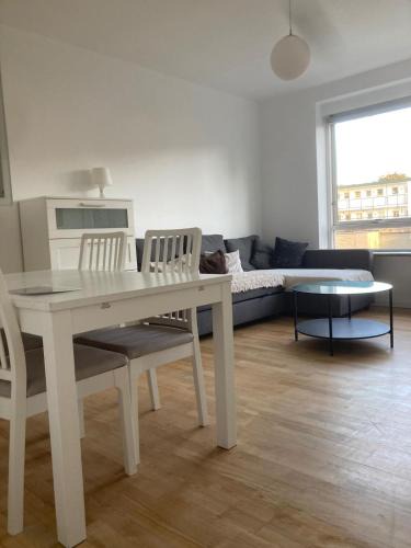 Copenhagen SV Apartment | Appartamento con 2 stanze da letto vicino la stazione Metro di Mozart Plads