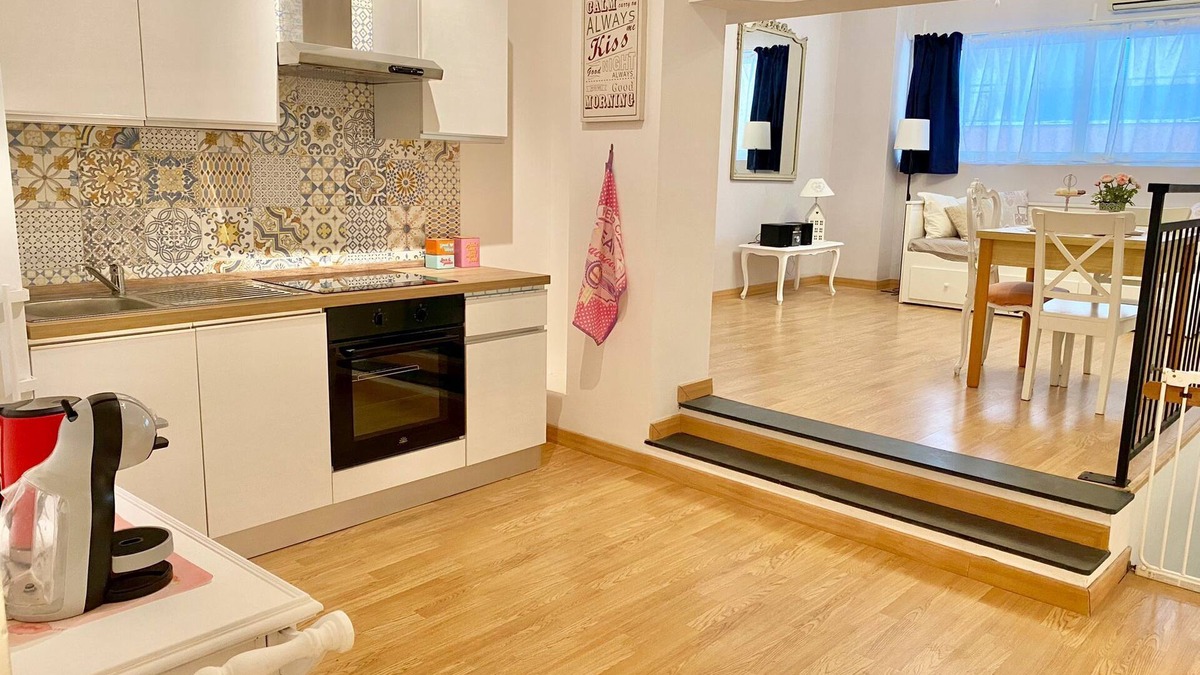 Oregina Apartment | Appartamento con box Privato a 10 Minuti dal Centro