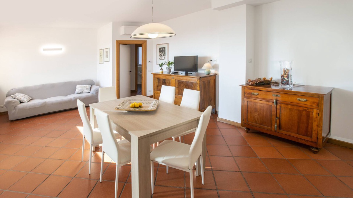 Sant'Elpidio a Mare Apartment | Appartamento Gli Ulivi con Piscina