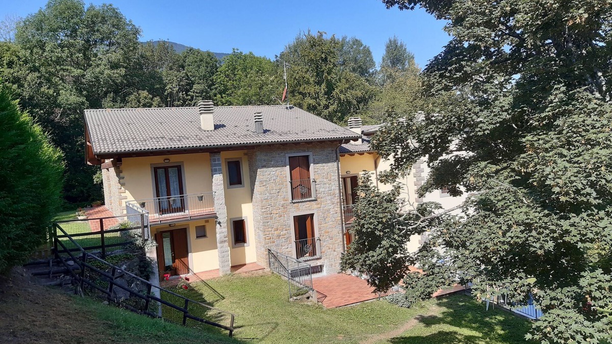Roncoscaglia Apartment | Appartamento Immerso nel Bosco, a Pochi Passi dal Centro