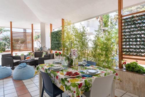 Mazara del Vallo Apartment | Appartamento in Villa Tulipano