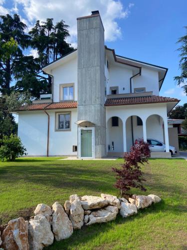 Vimercate Apartment | Appartamento Magnolia Gran Premio F1 soltanto 15 min