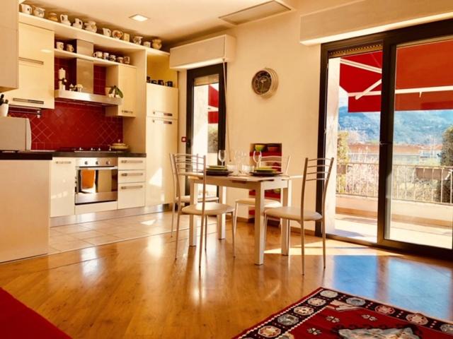 Pietrasanta Apartment | Appartamento ORNELLO