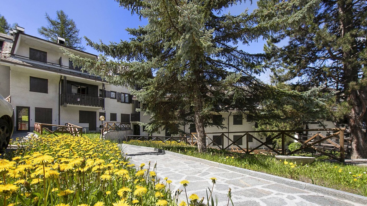 Sauze d'Oulx Apartment | Appartamento Pian dei Larici, Sauze d'Oulx, Italy