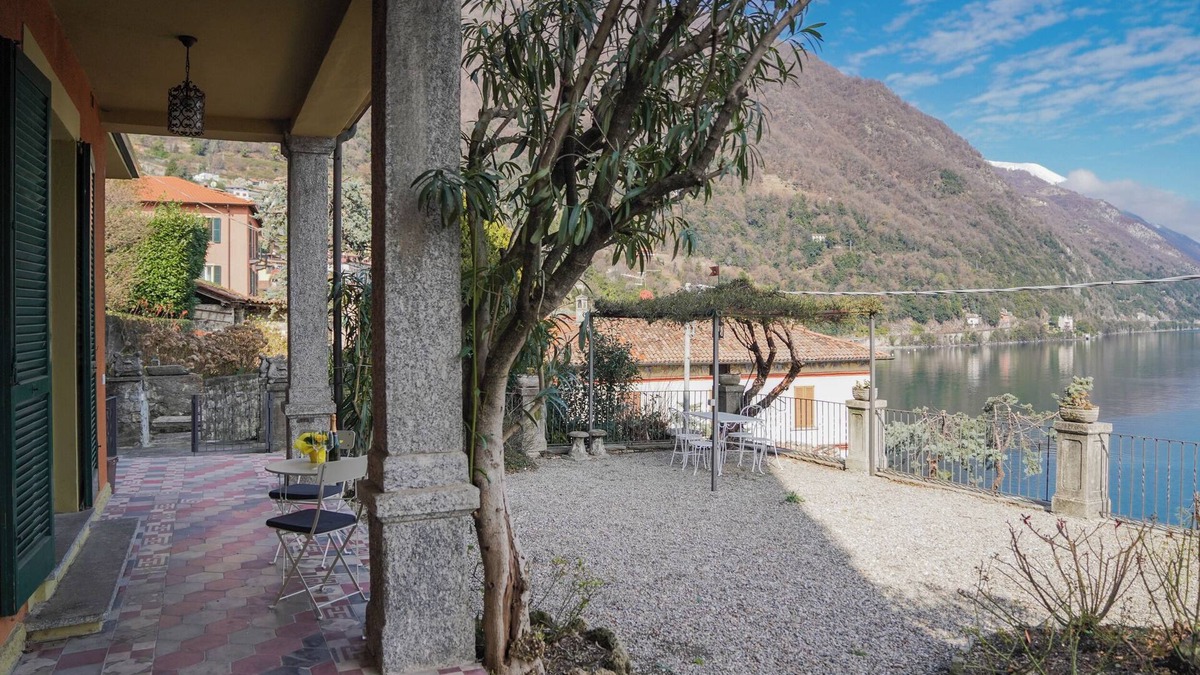 Argegno Apartment | Appartamento Stella - Two Bedroom Apartment, Sleeps 4