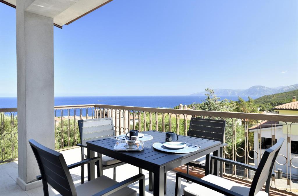 Cala Gonone Apartment | Appartamento vista Golfo