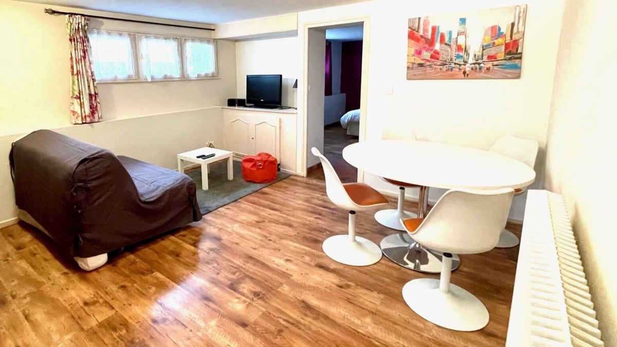 Brison-Saint-Innocent Apartment | Appartement La grotte aux fées