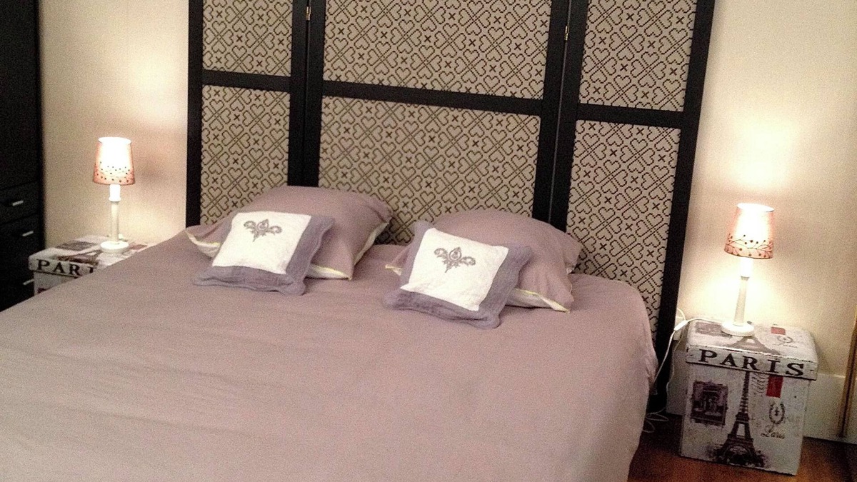 Republique–Point-du-Jour Apartment | Appartement Typiquement Parisien