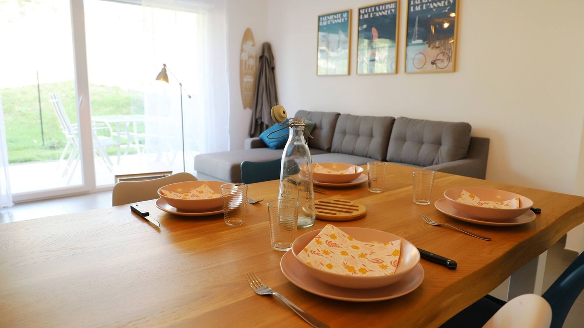 La Balme-de-Sillingy Apartment | Appartement au Calme en rez de Jardin Dans Résidence Neuve
