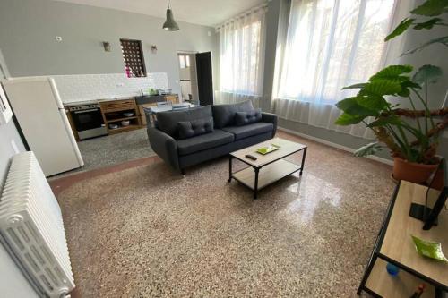 Saint-Andre-de-Sangonis Apartment | Appartement indépendant dans maison de village