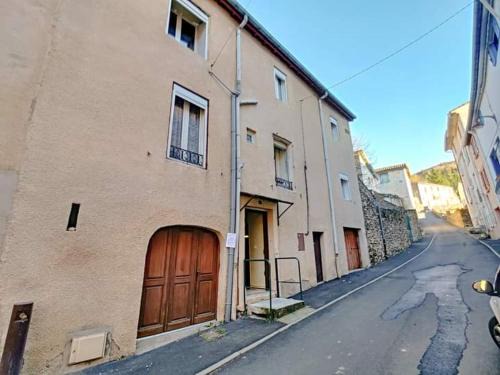 St Gervais sur Mare Apartment | Appartement St Jacques