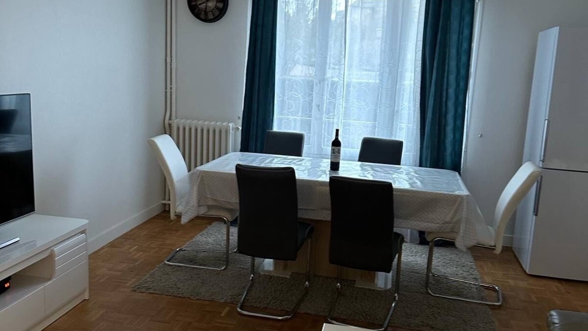 Centre-Ville Apartment | Appartement de 100 m2 à Saint-ouen-laumône sur le Chemin des Impressionnistes