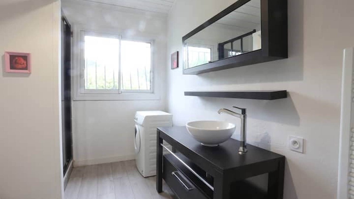 Saint-Palais-sur-Mer Apartment | Appartement Rénové 5 Personnes, 2 Chambres, Jardin, Parking