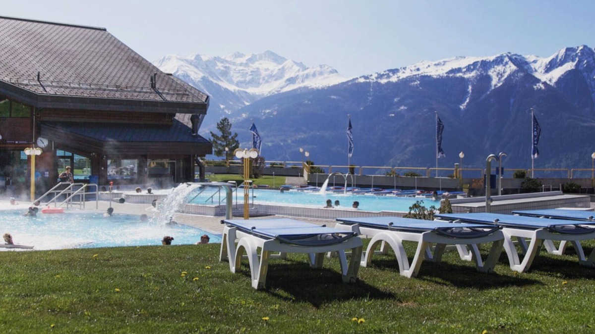 Ovronnaz Apartment | Appartement à la Montagne Dans Centre Thermal et spa