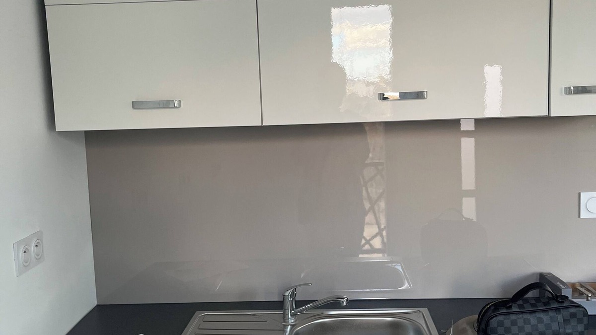 Reims Apartment | Appartement 1 Pièce Rénovée Avec Salle Deux Bain Clic Clac