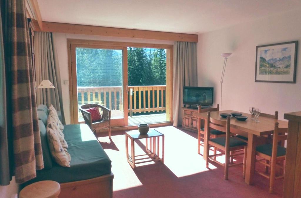 Meribel Apartment | Appartement 2 pièces + cabine pour 6 pers, Méribel Altiport, pied des pistes et golf, parking inclus - FR-1-411-9