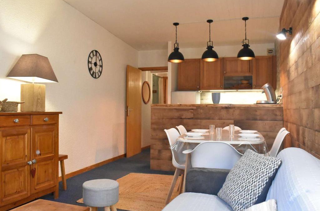 Meribel Apartment | Appartement 2 Pièces, Cabine, Balcon, Près des Pistes, 6 Pers - FR-1-180-95