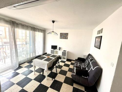 Port-la-Nouvelle Apartment | Appartement 2 Pièces, Terrasse Vue Mer, Parking Privé - FR-1-229C-108
