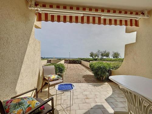 Palavas-les-Flots Apartment | Appartement 2P Cabine sur Plage avec Parking et Climatisation - FR-1-715-46