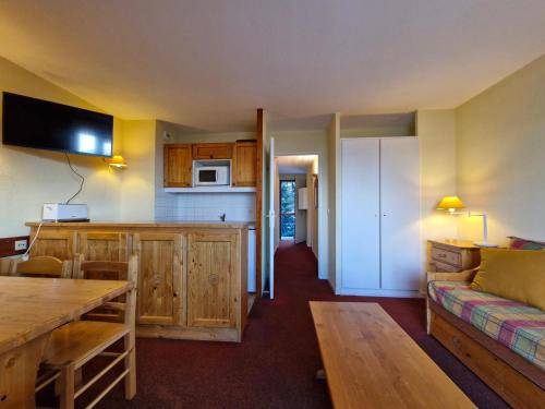 Arc-1800 Apartment | Appartement 3 pièces avec piscine, animaux acceptés, proche télécabine - FR-1-411-49