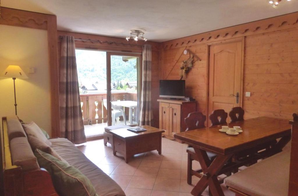 Meribel Village Apartment | Appartement 3 pièces à Méribel avec piscine couverte et WiFi - FR-1-411-406