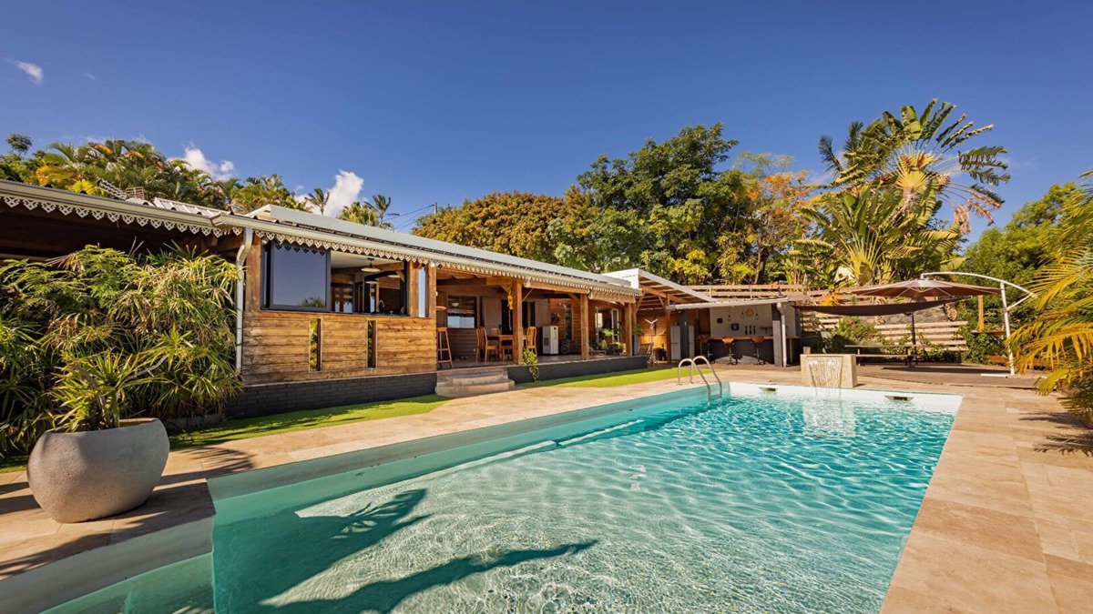 Le Portail Apartment | Appartement 35m² Niché Dans un Jardin Tropical Typiquement Réunionnais