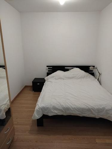 Annonay Apartment | Appartement 4 chambres, 5 lits et un canapé convertible