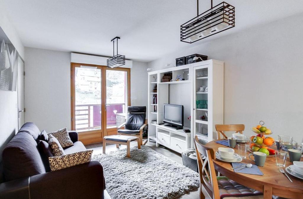 Sers Apartment | Appartement 6 personnes avec parking et wifi à Barèges - FR-1-403-78