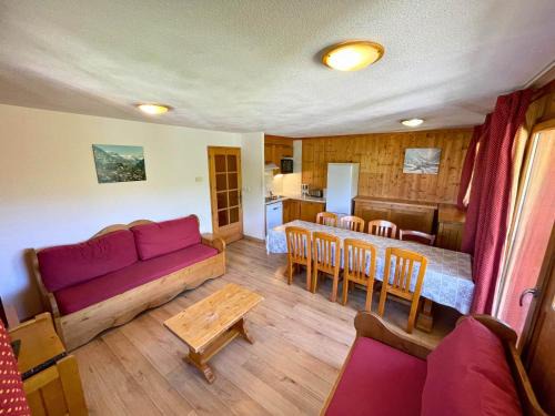 Les Menuires Apartment | Appartement 8-10 pers, balcons, proche commerces, pied des pistes - Reberty 1850, Les Ménuires - FR-1-452-92