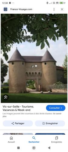 Vic-sur-Seille Apartment | Appartement 90 m2