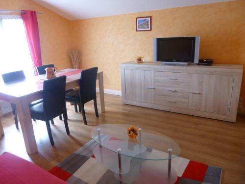 Saint-Esteben Apartment | Appartement au coeur du pays basque : vue superbe