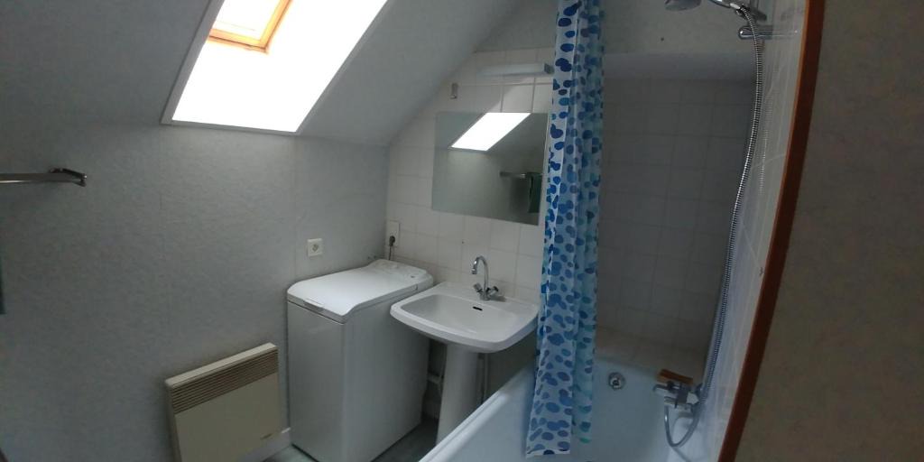 Bourbon-Lancy Apartment | appartement au gagne petit 25 kilomètres du parc le pal