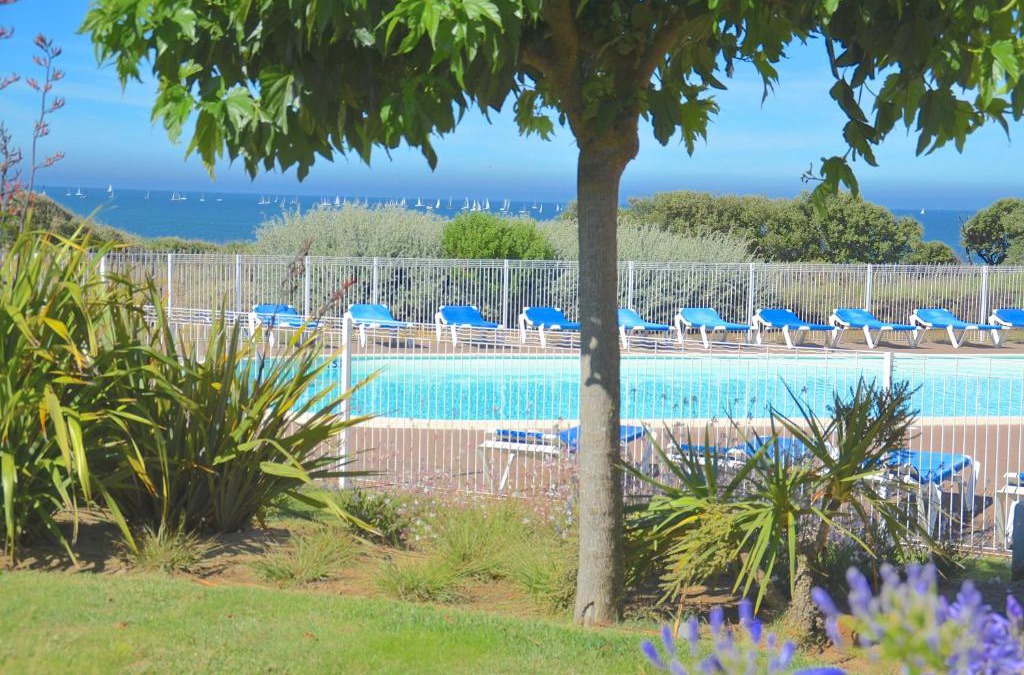 Chateau-d'Olonne Apartment | Appartement avec accès 2 piscines