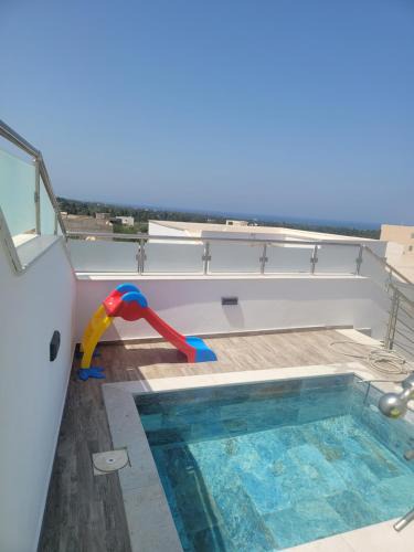 Ras Jebel Apartment | Appartement avec piscine vue sur mer