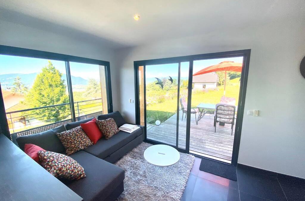 Lucinges Apartment | Appartement avec vue exceptionnelle, proche frontière