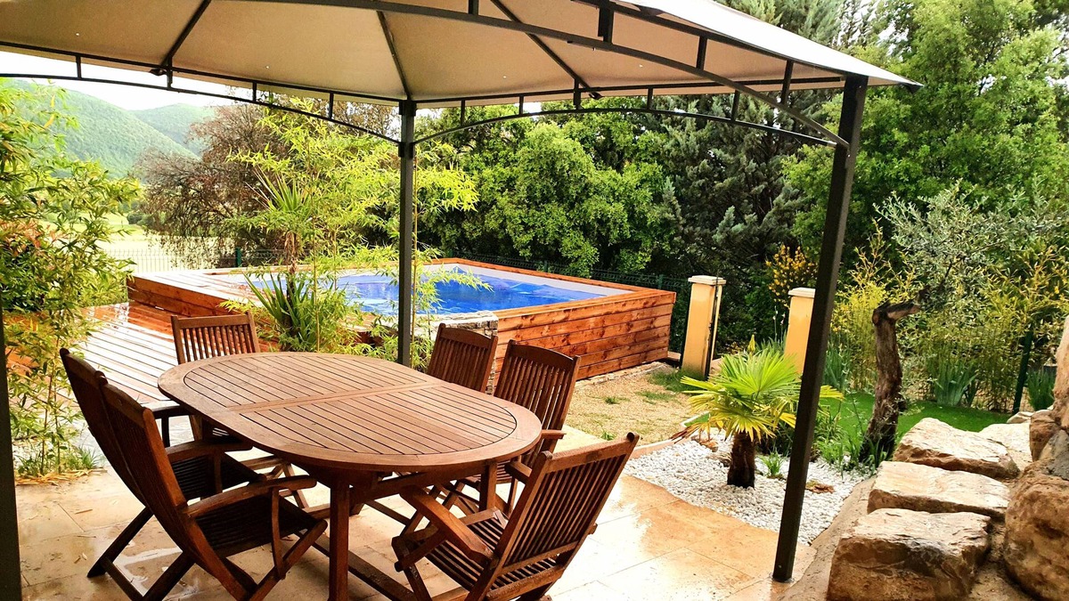 Saint-Julien Apartment | Appartement bas de Villa Standing Piscine Verdon