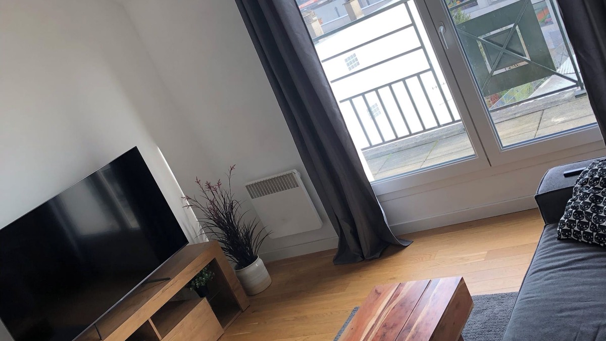 Maisons-Alfort Apartment | Appartement Bien Situé à 5 Minutes de Paris