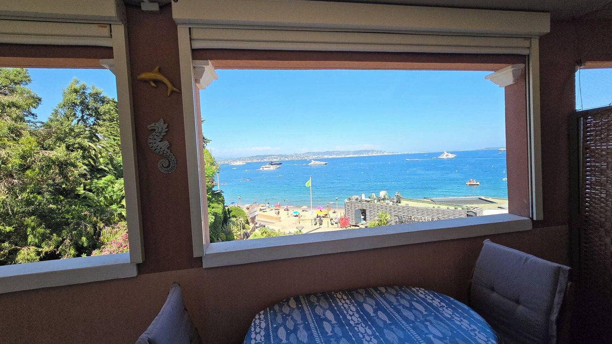 Theoule-sur-Mer Apartment | Appartement Côte D'azur Accès Direct Plage