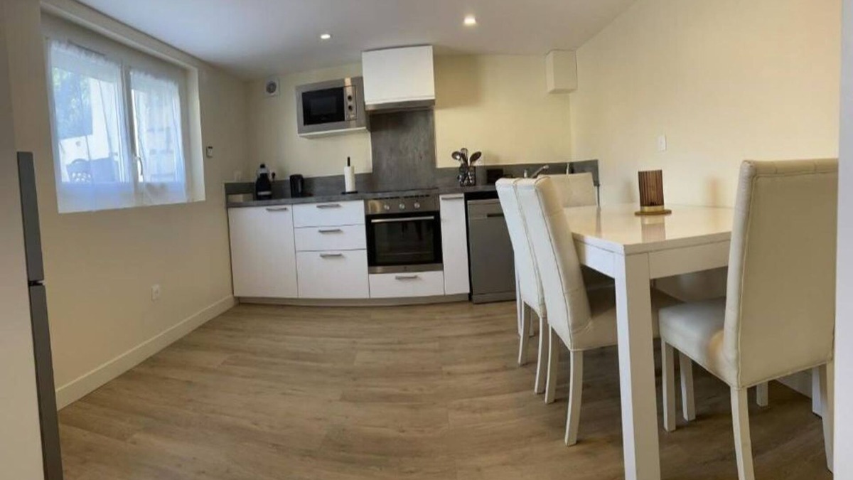 Pontault-Combault Apartment | Appartement Cosy à 25 Minutes de Paris - F2