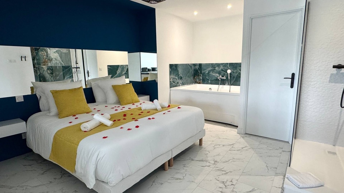 Vienne Apartment | Appartement Chic - Rhône view