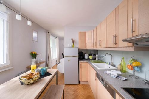 Annecy Apartment | Appartement cosy 6 pers près du lac avec garage