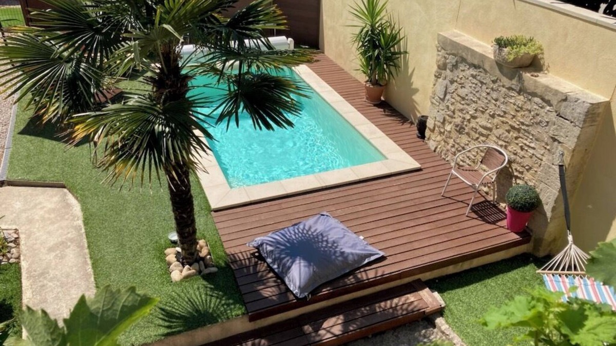 Senas Apartment | Appartement Cosy au Cœur de la Provence Entre Luberon et Alpilles Avec Piscine