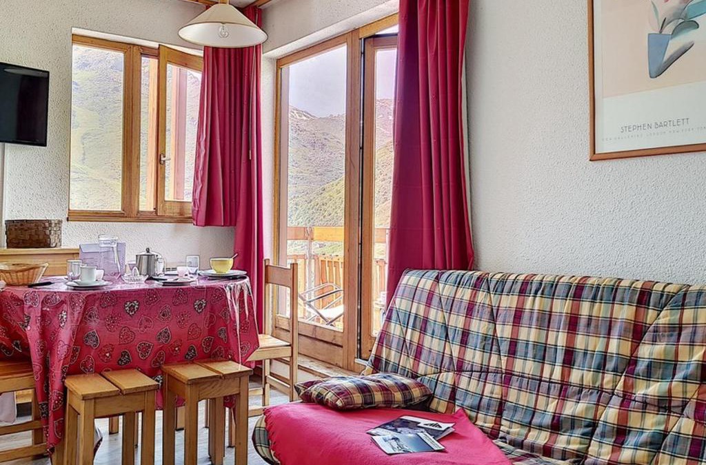 Les Bruyeres Apartment | Appartement cosy au pied des pistes avec balcon – 5 personnes, 32 m² - FR-1-344-1026
