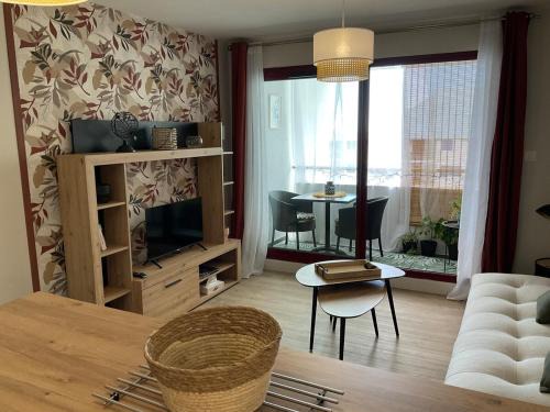 Centre Ville Apartment | Appartement cosy avec garage