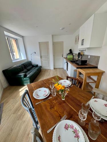 Jullie Apartment | Appartement cosy et rénové au cœur des vignes du Beaujolais